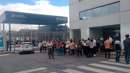 Denunciaron casi 160 despidos en la Administración General de Puertos de Buenos Aires