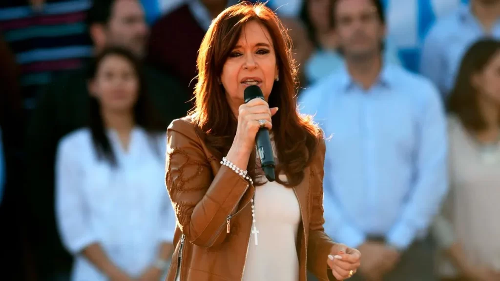CFK vuelve a un acto público: participará en Quilmes de la inauguración del microestadio Presidente Néstor Kirchner