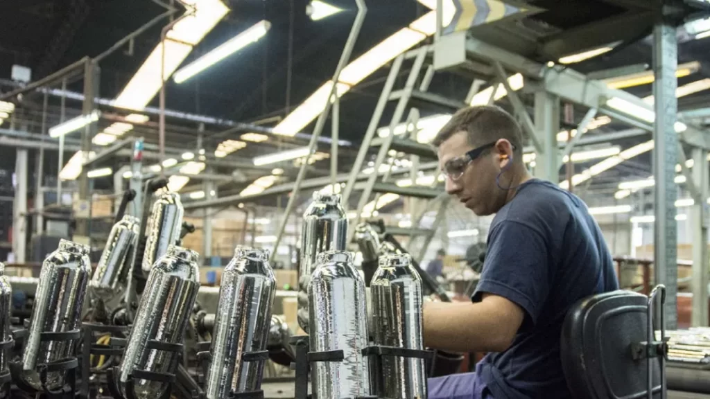 El golpe contra la industria pyme/Impacto de la devaluación y la degradación del consumo