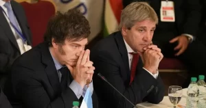 Marcha firme hacia el abismo/Sin lograr confianza en el esquema cambiario, el equipo económico sólo atina a profundizar el ajuste