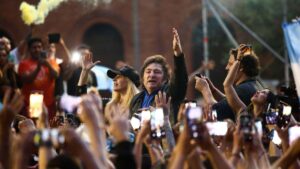 Milei y la comezón del tercer año