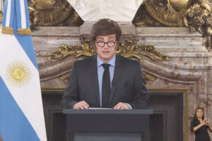 Milei: “El futuro de la Argentina depende que el pueblo y la política se comprometa con el equilibrio fiscal” y afirmó que «lo peor ya pasó».