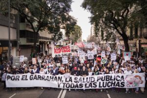 Garrahan: denuncia penal contra Milei y Lugones por “grave incumplimiento de sus funciones» y «ataque al orden democrático”