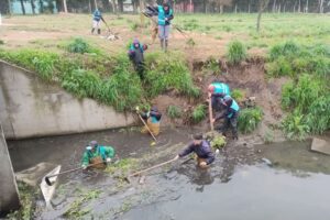 Sanean cauces hídricos en zonas densamente pobladas