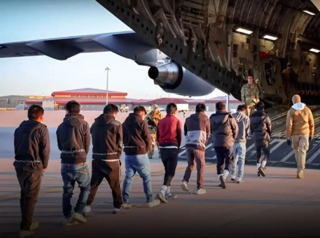 ARGENTINA SUCURSAL DE TRUMP/Milei negocia para recibir inmigrantes de otras nacionalidades deportados por Trump