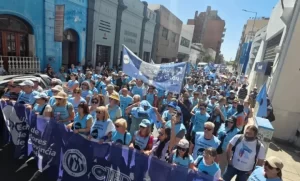 Más de 60 organizaciones se reunieron para definir la movilización en Córdoba y Rosario y la CGT convocó el viernes al Consejo Directivo ante el inminente tratamiento de la Reforma Laboral