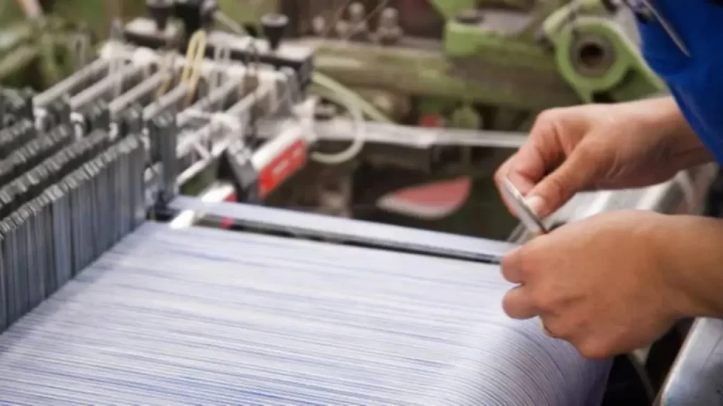 Empresa textil proveedora de marcas como Reebok y Kappa entró en concurso preventivo y denunció una “competencia diabólica” con los importados