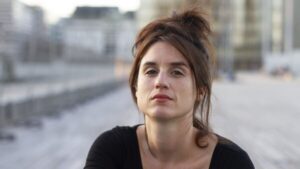 Entrevista a la filósofa Jeanne Guien:«La obsolescencia es un fenómeno fundamental para el capitalismo»