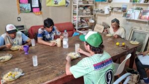 Exportaciones récord de alimentos y mesas vacías/Paradojas y desigualdades del modelo agrícola. Exportadores ricos, productores pobres y comida cara