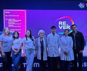 Las Fundaciones Grupo Petersen participaron en la Feria del Libro junto a Escuelas ganadoras de su programa RE.VER