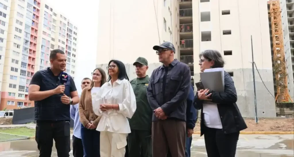 Venezuela Renace: 240 familias reciben vivienda equipada y el Gobierno proyecta 4.000 entregas para diciembre