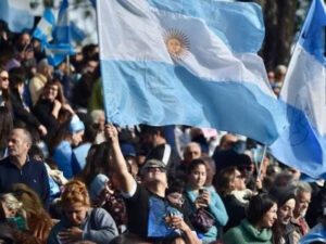 FORO DE IDEAS TRANSFORMAR ARGENTINA: «El modelo argentino para el desarrollo es la comunidad organizada, es con la gente, con articulación y reordenamiento territorial»