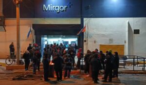 Alarma en la UOM porque la empresa de Caputo quiere dejar a 300 operarios en la calle sin nada: «Mirgor plantea el despido con causa y el no pago de ningún tipo de indemnización»
