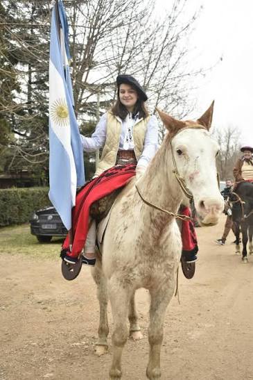 FIESTA DE LA MUJER DE CAMPO