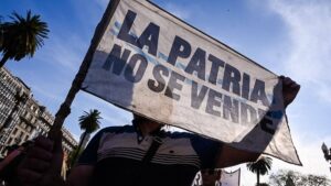 SOBERANÍA EN JUEGO: «A la Patria se la defiende en el congreso, en la calle, con el corazón y con coraje»
