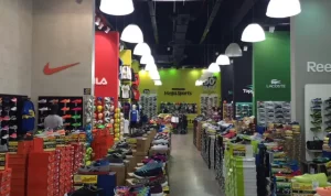 En medio del desplome del consumo, Mega Sports despidió a 90 empleados y entró en concurso preventivo