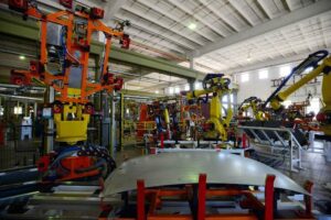 Una de cada dos industrias cordobesas está peor que hace un año y más del 30% recortó personal