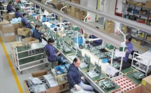 El 42% de las empresas electrónicas  produce menos y solo 2 de cada 10 planea invertir